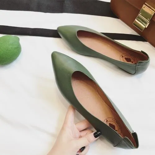 Comelyy Women's flat shoes with shallow mouth, comfortable soft sole and pointed toe shoes