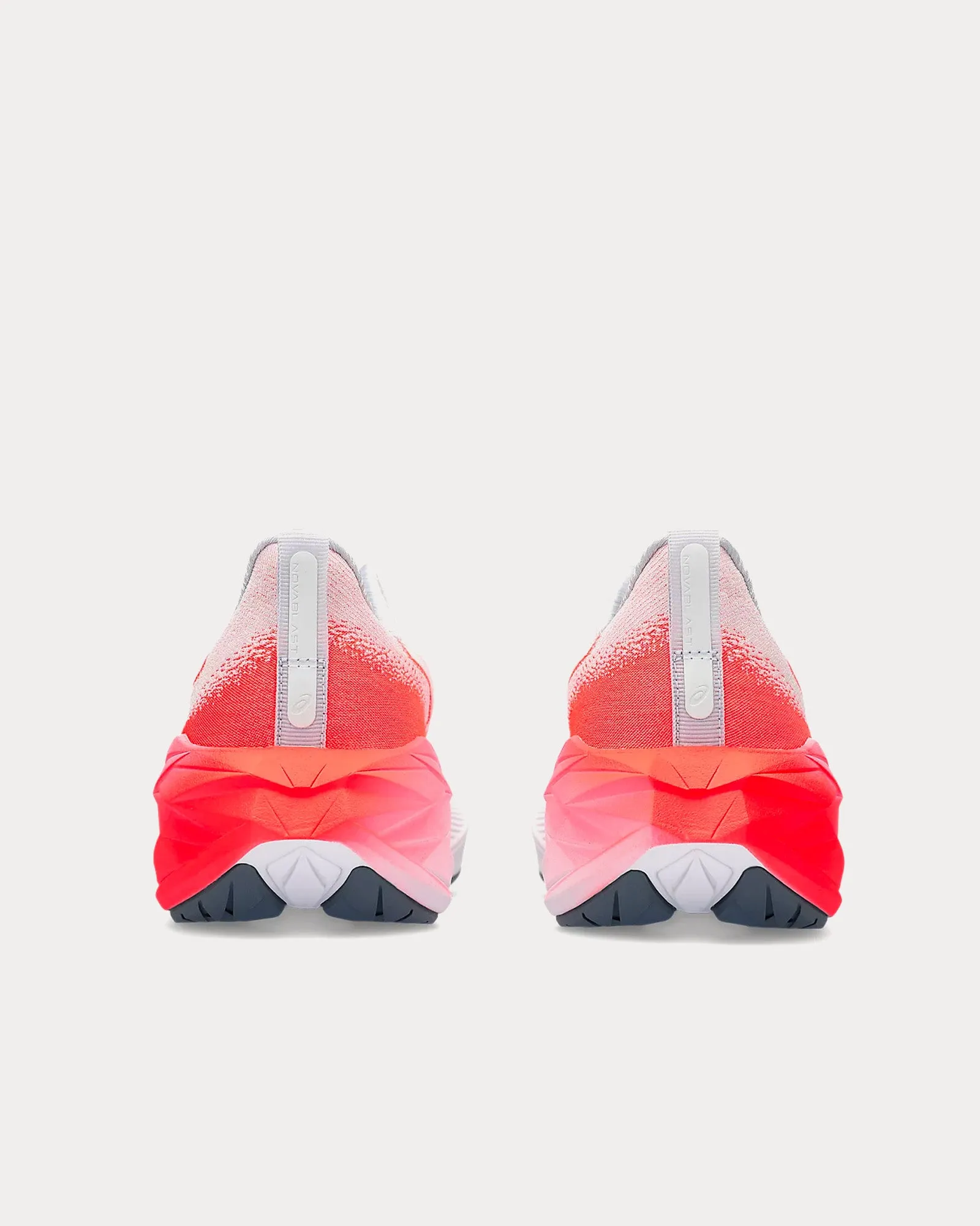 Novablast 4 White / Sunrise Red Running Shoes